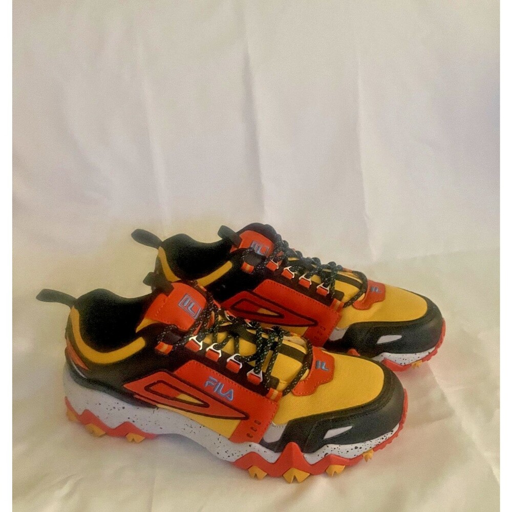FILA Oakmont Trail Hiking Men's Shoes SZ 10.5 Vibrant Yellow, Black, Red NWB